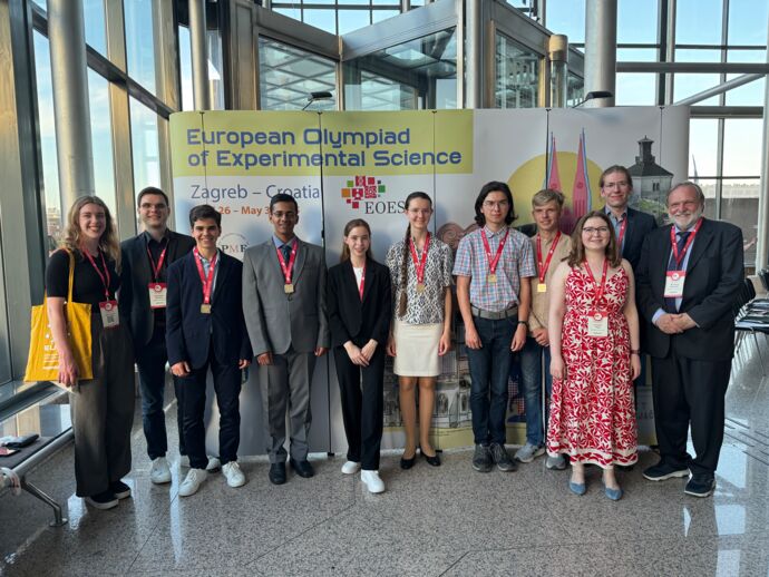 Die gesamte deutsche Delegation bei der EOES 2025. 