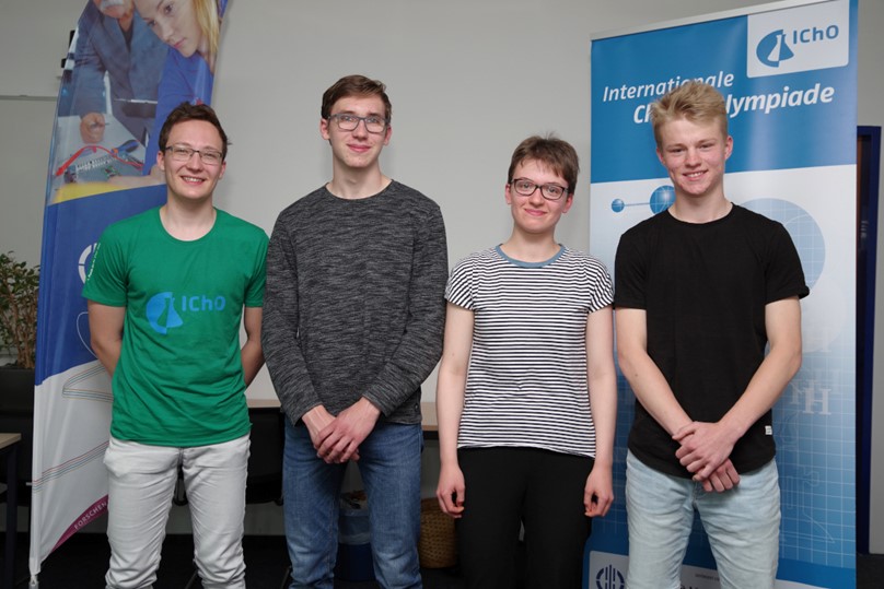 Der Auswahlwettbewerb zur IChO 2022 wurde mit viel Erfolg beendet!